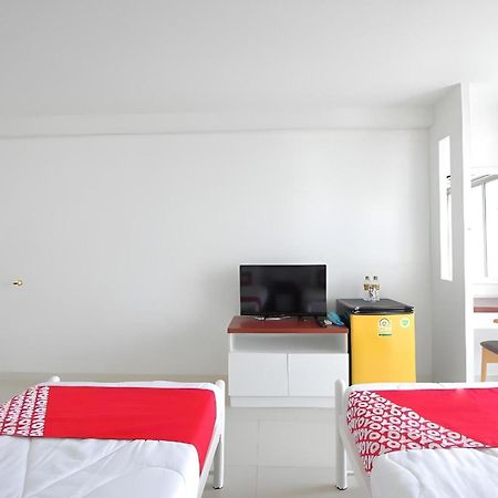 Super Oyo 498 Ladawan Villa Bangkok Eksteriør billede