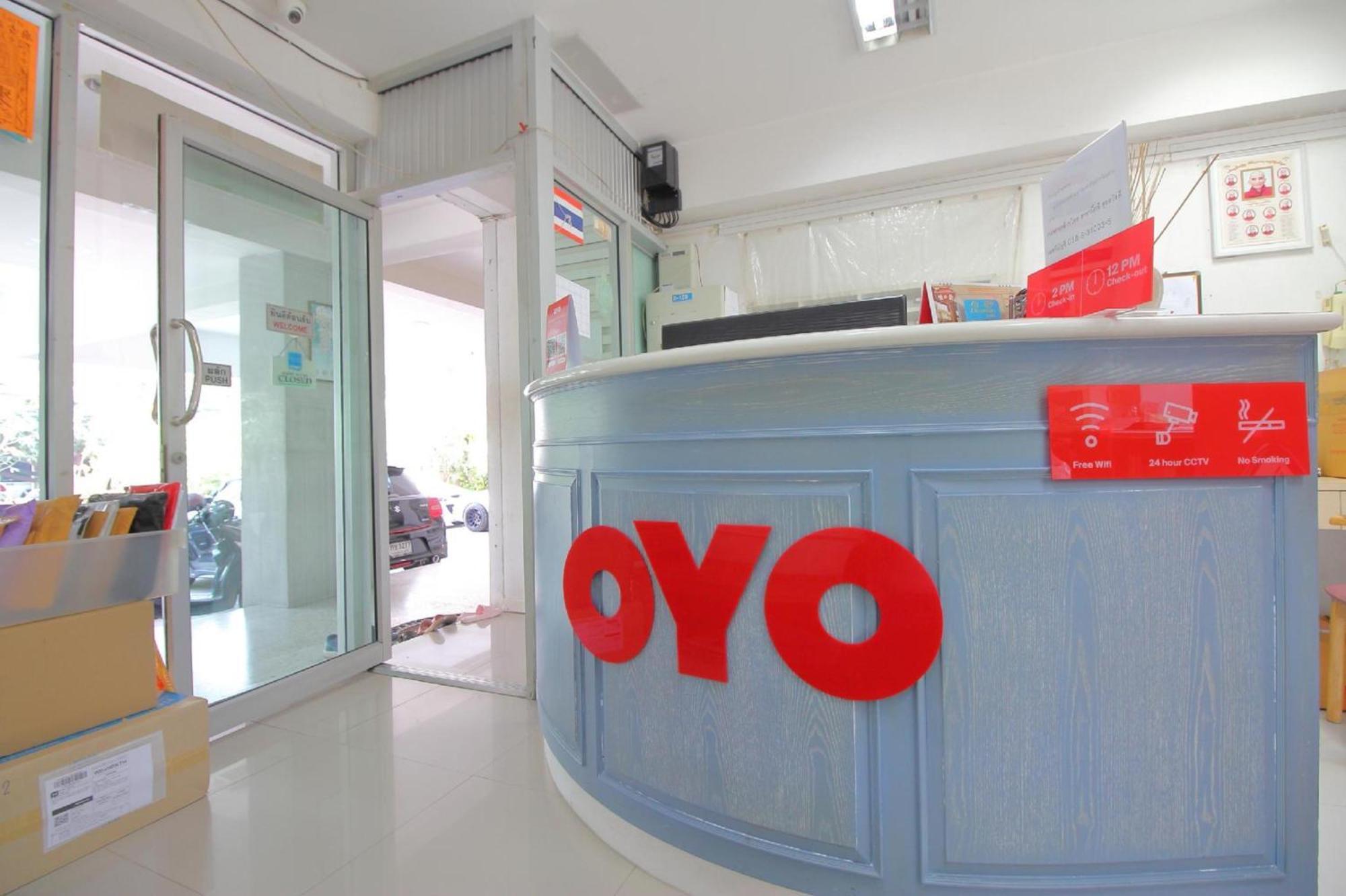 Super Oyo 498 Ladawan Villa Bangkok Eksteriør billede