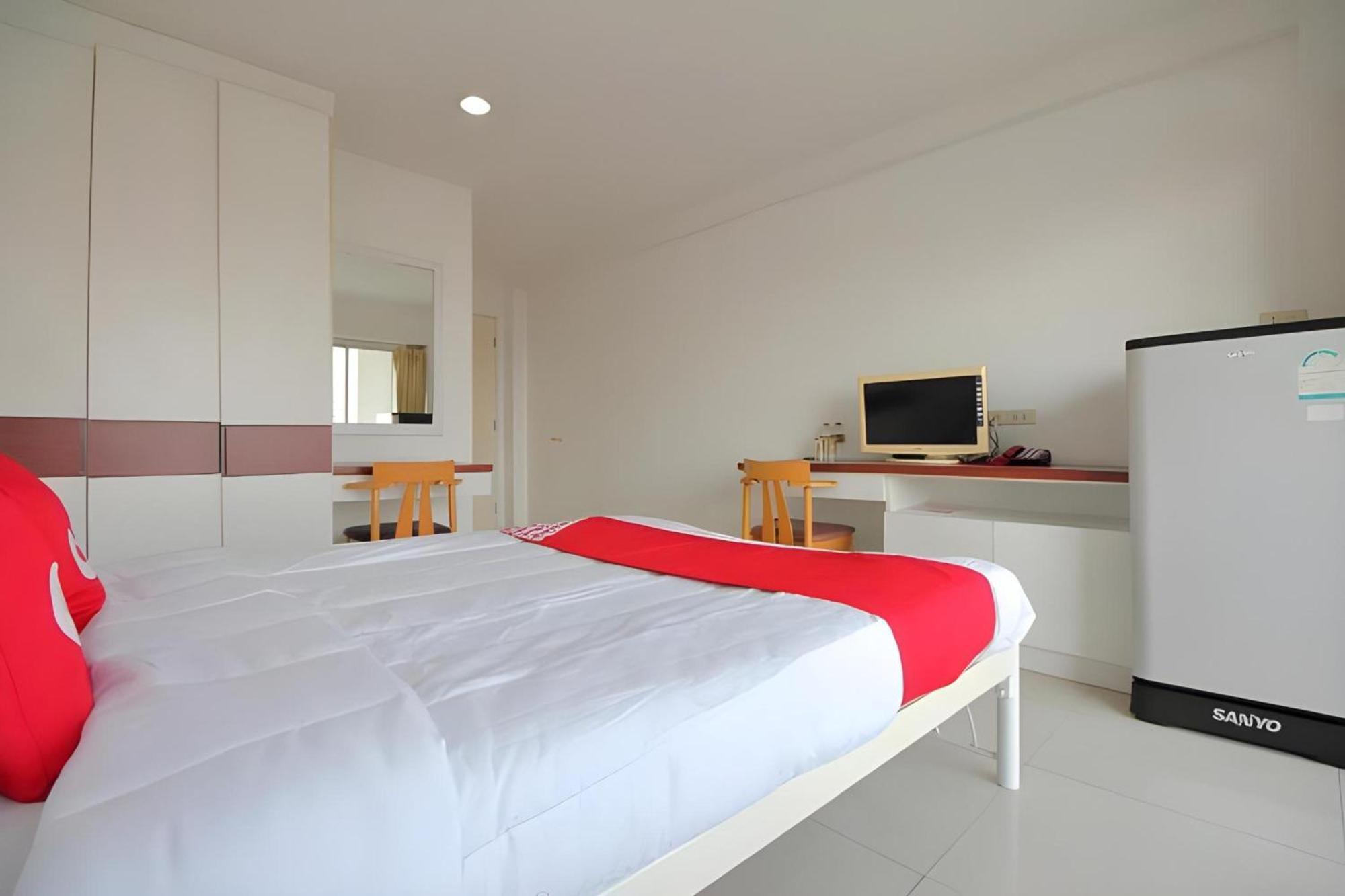 Super Oyo 498 Ladawan Villa Bangkok Eksteriør billede