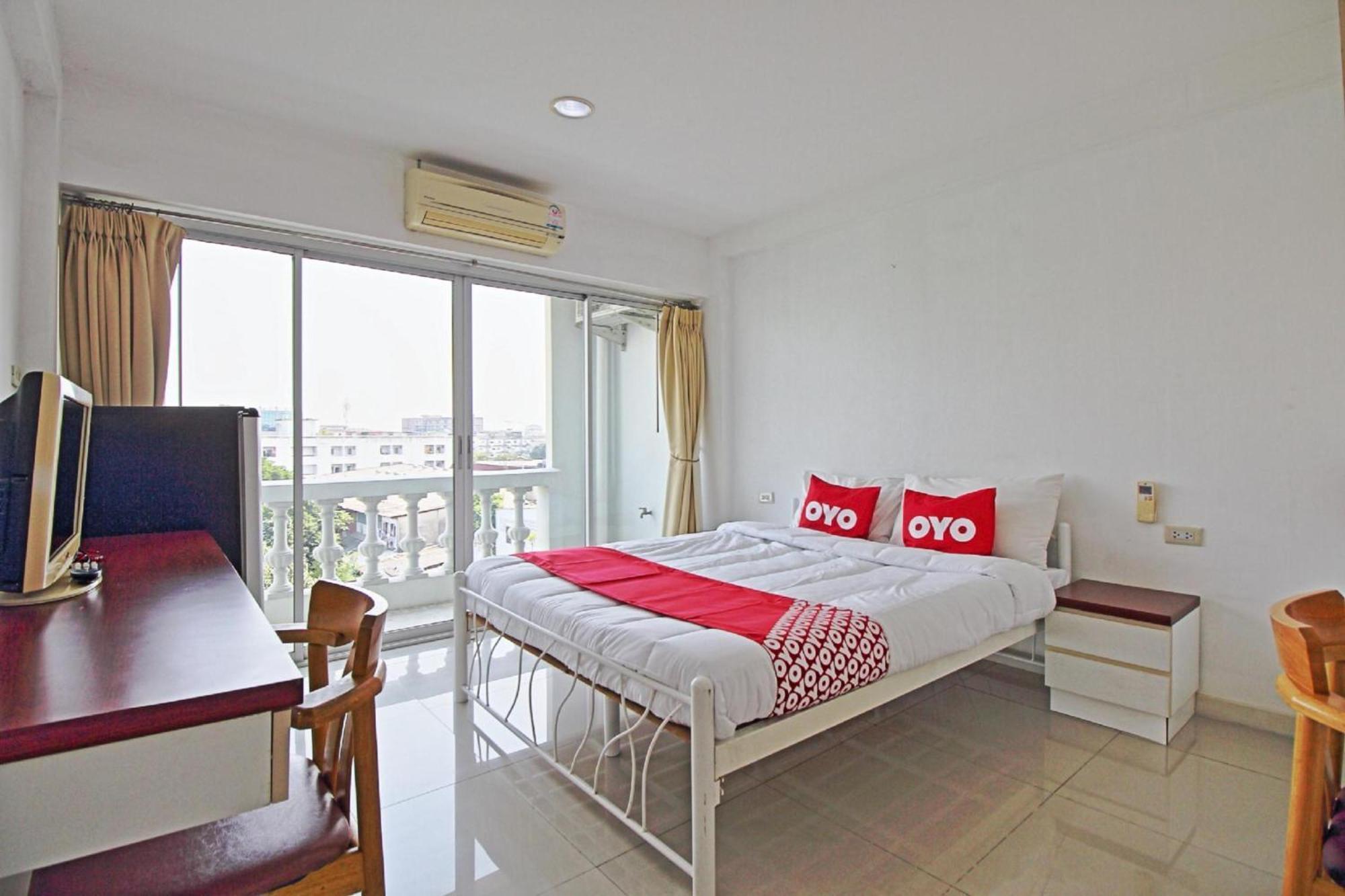 Super Oyo 498 Ladawan Villa Bangkok Eksteriør billede